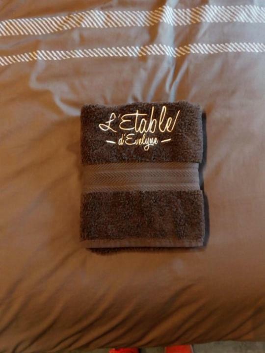 L'Etable D'Evelyne Hotel Bastogne Eksteriør billede